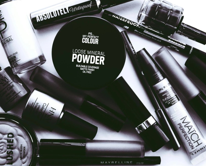Beauty products for a perfect finish Must-have.